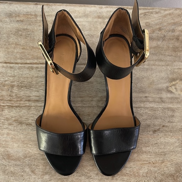 Nine West black ankle strap wedge sandals - Picture 5 of 13